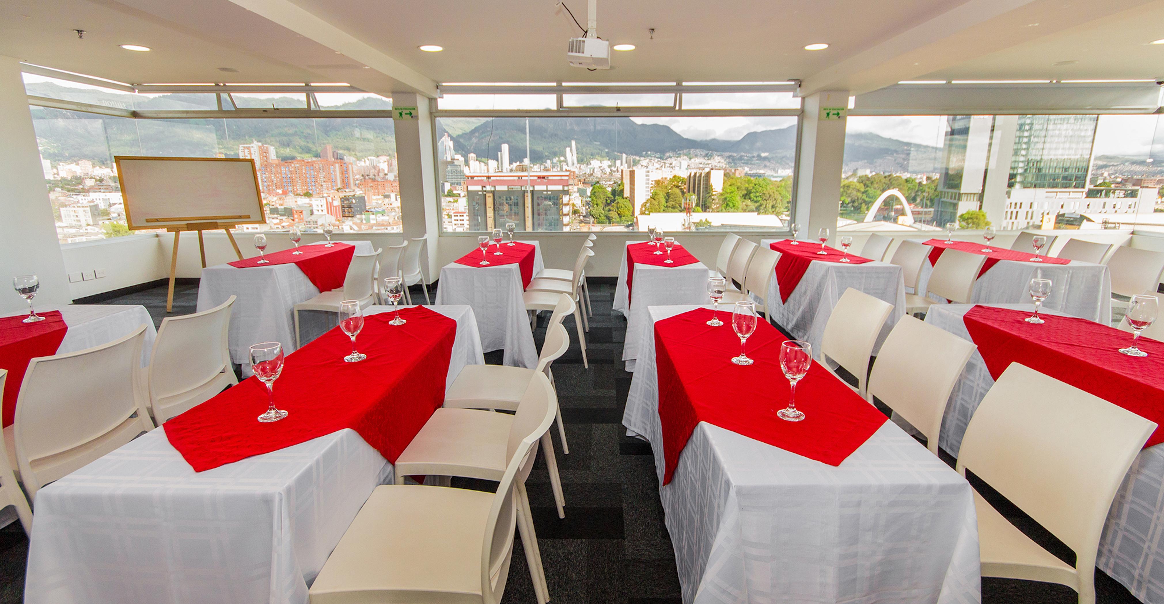 Hotel American Visa Tower Bogota Bagian luar foto