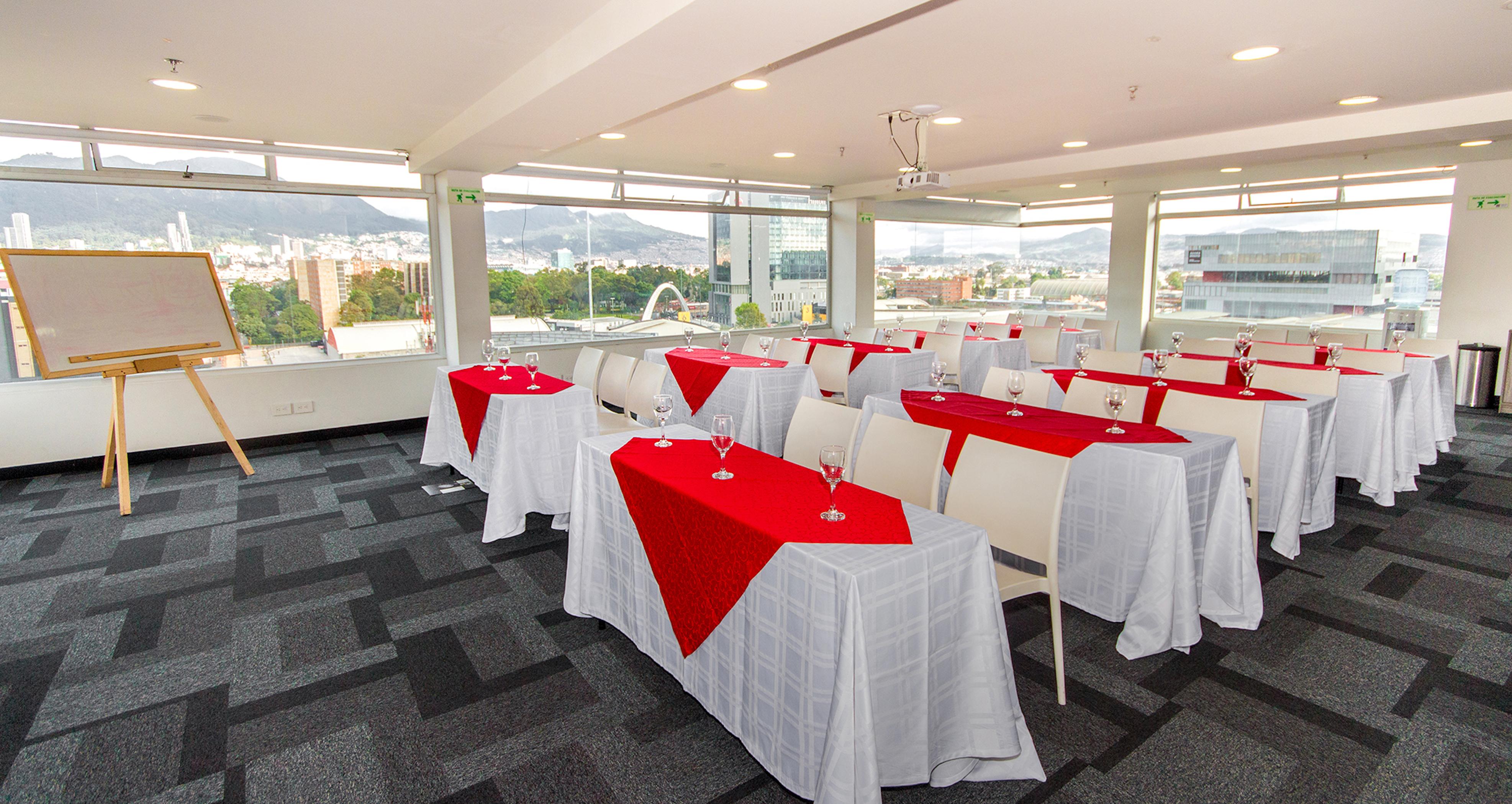 Hotel American Visa Tower Bogota Bagian luar foto