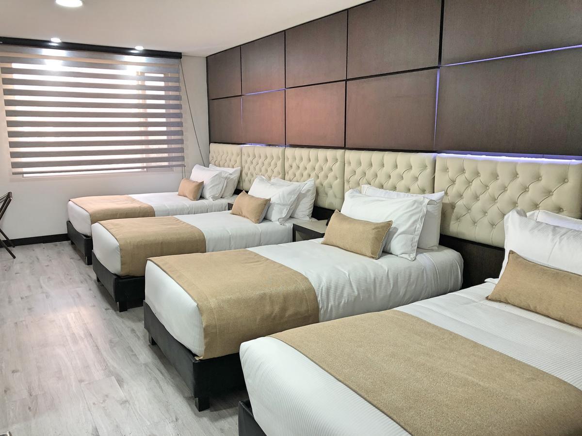 Hotel American Visa Tower Bogota Bagian luar foto